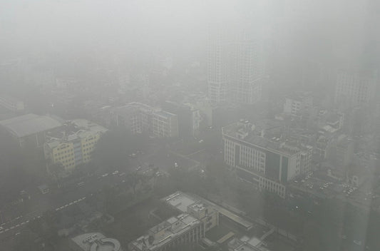 Thực trạng ô nhiễm không khí ở Việt Nam năm 2025, giải pháp chăm sóc sức khỏe tại nhà